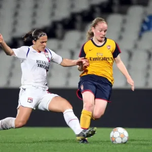 Kim Little (Arsenal) Simone Gomes (Lyon) Kim Little (Arsenal) Simone Gomes (Lyon)