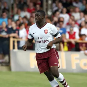 Kolo Toure in Action: Arsenal's Dominant Pre-Season Victory over Barnet (14/7/07)