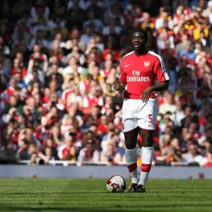 Kolo Toure (Arsenal) Kolo Toure (Arsenal)