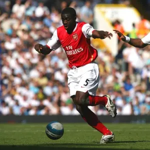 Kolo Toure (Arsenal) Tom Huddlestone (Tottenham) Kolo Toure (Arsenal) Tom Huddlestone (Tottenham)