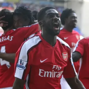 Kolo Toure celebrates Arsenals 4th goal scored by Alex Song Kolo Toure celebrates Arsenals 4th goal scored by Alex Song