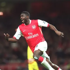 Kolo Toure celebrates scoring Arsenals 2nd goal