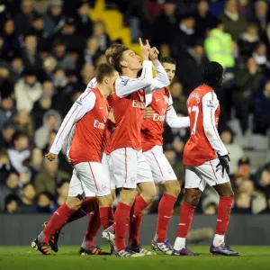 Koscielny's Goal: Arsenal Celebrate at Craven Cottage (2011-12)