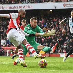 Lacazette vs Dubravka: A Premier League Battle at Emirates Stadium - Arsenal vs Newcastle United