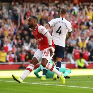 Lacazette's Thriller: Arsenal's Triumphant Goal vs. Tottenham, Premier League 2019-20 Lacazette's Thriller: Arsenal's Triumphant Goal vs. Tottenham, Premier League 2019-20