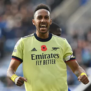 Last-Minute Aubameyang Strike: Arsenal Secure Dramatic Victory Over Leicester City (Premier League 2021-22)