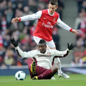 Laurent Koscielny (Arsenal) Asamoah Gyan (Sunderland). Arsenal 0: 0 Sunderland
