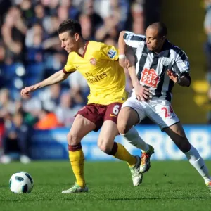 Laurent Koscielny (Arsenal) Peter Odemwingie (WBA). West Bromwich Albion 2: 2 Arsenal