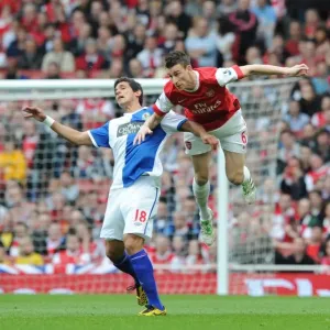 Laurent Koscielny (Arsenal) Roque Santa Cruz (Blackburn). Arsenal 0: 0 Blackburn Rovers