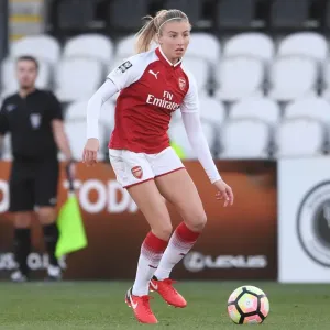 Leah Williamson in Action: Arsenal Women vs Sunderland Ladies, WSL 1 (2017-18) Leah Williamson in Action: Arsenal Women vs Sunderland Ladies, WSL 1 (2017-18)