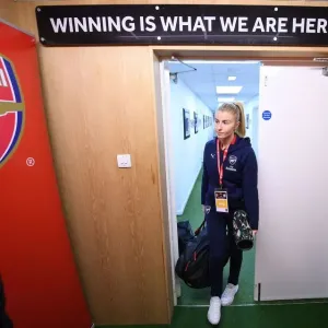 Leah Williamson: Arsenal Star Prepares for FA WSL Continental Cup Final Showdown Against Manchester City