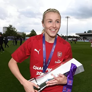Leah Williamson and the Arsenal Women's Team Celebrate WSL Title Victory