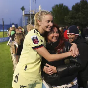Leah Williamson and Mother's Emotional Reunion after Arsenal's Win over Everton Women
