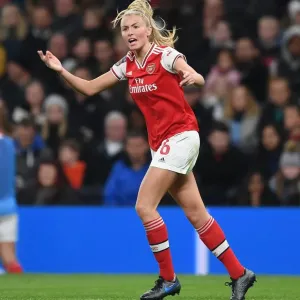 Leah Williamson Scores First Goal: Arsenal Clinch Victory Over Tottenham Hotspur in FA Womens Super League Leah Williamson Scores First Goal: Arsenal Clinch Victory Over Tottenham Hotspur in FA Womens Super League