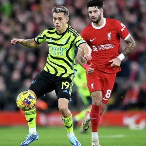 Leandro Trossard vs. Dominik Szoboszlai: Intense Battle at Anfield - Liverpool vs. Arsenal (2023-24) Leandro Trossard vs. Dominik Szoboszlai: Intense Battle at Anfield - Liverpool vs. Arsenal (2023-24)
