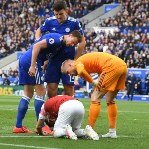Leicester vs Arsenal: Evans and Schmeichel Over Torreira's Injury (2018-19) Leicester vs Arsenal: Evans and Schmeichel Over Torreira's Injury (2018-19)