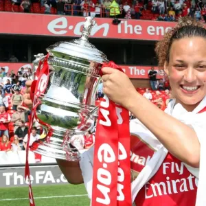 Lianne Sanderson (Arsenal) with the FA Cup
