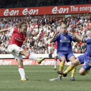 Lianne Sanderson Scores the Decisive Goal: Arsenal Ladies 4-1 Leeds United in the FA Women's Cup Final