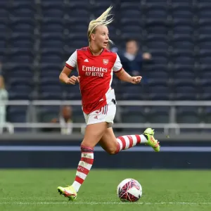 London Derby Showdown: Beth Mead Faces Off Against Tottenham Women in Arsenal's MIND Series Match London Derby Showdown: Beth Mead Faces Off Against Tottenham Women in Arsenal's MIND Series Match