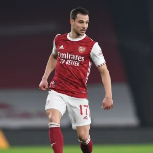 LONDON, ENGLAND - DECEMBER 22: Cedric Soares of Arsenal during the Carabao Cup Quarter Final match between Arsenal LONDON, ENGLAND - DECEMBER 22: Cedric Soares of Arsenal during the Carabao Cup Quarter Final match between Arsenal