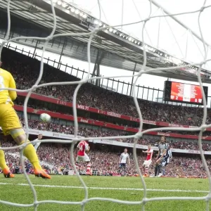 LONDON, ENGLAND - MAY 24: Jack Wilshere shoots past West Brom goalkeeper Boaz Myhill LONDON, ENGLAND - MAY 24: Jack Wilshere shoots past West Brom goalkeeper Boaz Myhill