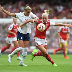 London Rivalry: Arsenal's Stina Blackstenius vs. Tottenham's Molly Bartrip Clash in FA Womens Super League London Rivalry: Arsenal's Stina Blackstenius vs. Tottenham's Molly Bartrip Clash in FA Womens Super League