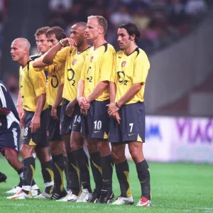 (L>R) Freddie Ljungberg, Mathieu Flamini, Thierry Henry, Dennis Bergkamp and Robert Pires