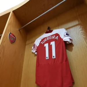 Lucas Torreira's Arsenal Shirt in the Changing Room before Arsenal vs Manchester City, Premier League 2018-19
