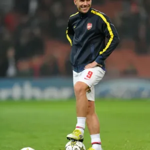 Lukas Podolski: Arsenal FC's Ready-to-Go Weapon Against FC Schalke 04, UEFA Champions League 2012 Lukas Podolski: Arsenal FC's Ready-to-Go Weapon Against FC Schalke 04, UEFA Champions League 2012