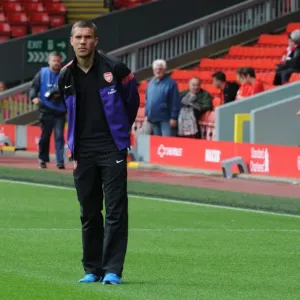 Lukas Podolski: Arsenal's Pre-Match Focus at Anfield (Liverpool v Arsenal 2012-13) Lukas Podolski: Arsenal's Pre-Match Focus at Anfield (Liverpool v Arsenal 2012-13)