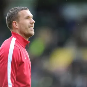 Lukas Podolski: Arsenal's Pre-Match Focus at Norwich City (2013-14)