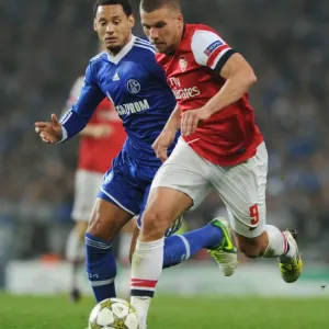 Lukas Podolski vs. Jermaine Jones: Battle at the Emirates - Arsenal FC vs. Schalke 04, UEFA Champions League, 2012 Lukas Podolski vs. Jermaine Jones: Battle at the Emirates - Arsenal FC vs. Schalke 04, UEFA Champions League, 2012