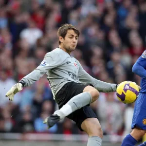 Lukasz Fabianski's Heroic Performance: Arsenal's 2-1 Victory Over Manchester United (08/11/08)