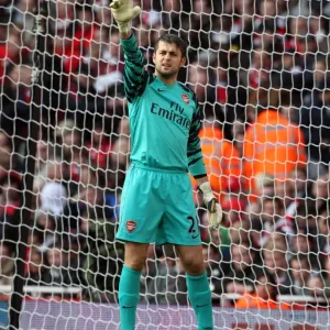 Lukasz Fabianski's Heroics Secure 1:0 Victory for Arsenal Over West Ham United in the Premier League