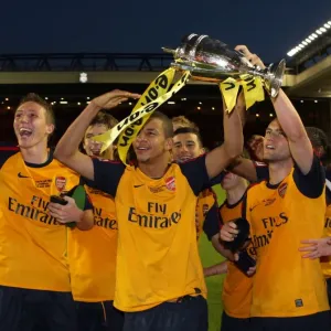 Luke Ayling, Craig Eastmond and Henri Lansbury with the FA Youth Cup Print Luke Ayling, Craig Eastmond and Henri Lansbury with the FA Youth Cup Print