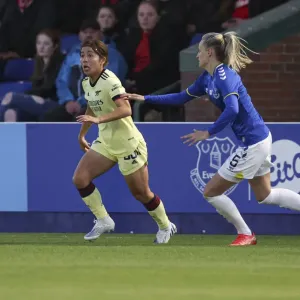 Mana Iwabuchi vs. Nathalie Bjorn: Battle in the FA WSL - Everton Women vs. Arsenal Women