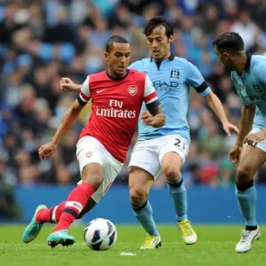 Manchester City vs Arsenal: Walcott vs Silva - Premier League's Intense Rivalry (1-1)