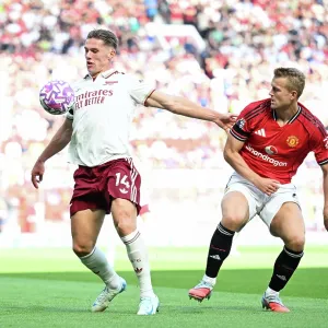 Manchester United v Arsenal - Premier League Manchester United v Arsenal - Premier League