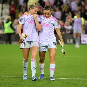 Manchester United vs. Arsenal FC: Barclays Women's Super League Clash - Alessia Russo and Katie McCabe Face Off Manchester United vs. Arsenal FC: Barclays Women's Super League Clash - Alessia Russo and Katie McCabe Face Off
