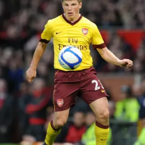 Manchester United's FA Cup Victory Over Arsenal: Andrey Arshavin's Duel at Old Trafford (2:0)