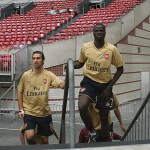 Manu Eboue and Mathieu Flamini (Arsenal) Manu Eboue and Mathieu Flamini (Arsenal)