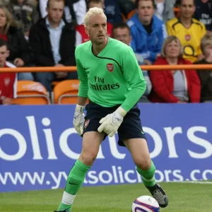 Manuel Almunia: Arsenal's Unbeatable Goalkeeper at Barnet (2008)