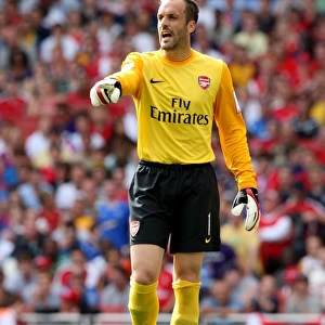 Manuel Almunia's Shut-Out: Arsenal's Triumphant 3-0 Victory Over Rangers at Emirates Cup, 2009