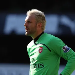 Manuel Almunia's Shutout: Arsenal Holds Tottenham Scoreless in Barclays Premier League Rivalry