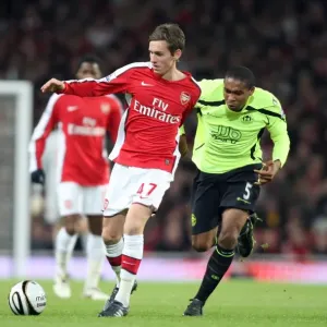Mark Randall's Dominant Performance: Arsenal's 3-0 Carling Cup Victory Over Wigan (11/11/08)