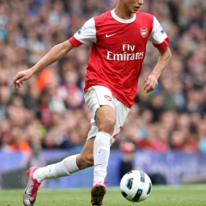 Marouane Chamakh Scores the Winner: Arsenal 2-1 Birmingham City, Barclays Premier League