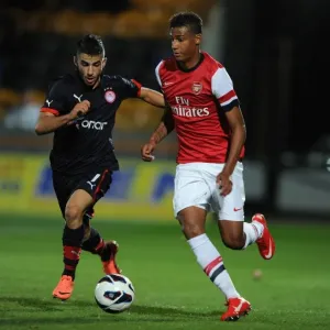 Martin Angha (Arsenal) Dimitrios Siopis (Olympiacos). Arsenal U19 0: 0 Olympiacos U19 Martin Angha (Arsenal) Dimitrios Siopis (Olympiacos). Arsenal U19 0: 0 Olympiacos U19