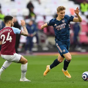 Martin Odegaard Darts Past Ryan Fredericks: West Ham vs Arsenal, Premier League 2020-21 Martin Odegaard Darts Past Ryan Fredericks: West Ham vs Arsenal, Premier League 2020-21
