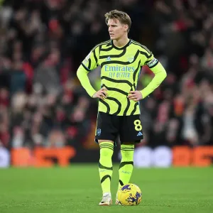 Martin Odegaard Faces Liverpool: Arsenal vs. Liverpool, Premier League 2023-24 Martin Odegaard Faces Liverpool: Arsenal vs. Liverpool, Premier League 2023-24