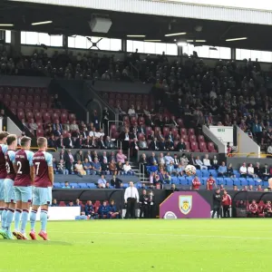 Martin Odegaard Scores for Arsenal against Burnley in 2021-22 Premier League Martin Odegaard Scores for Arsenal against Burnley in 2021-22 Premier League